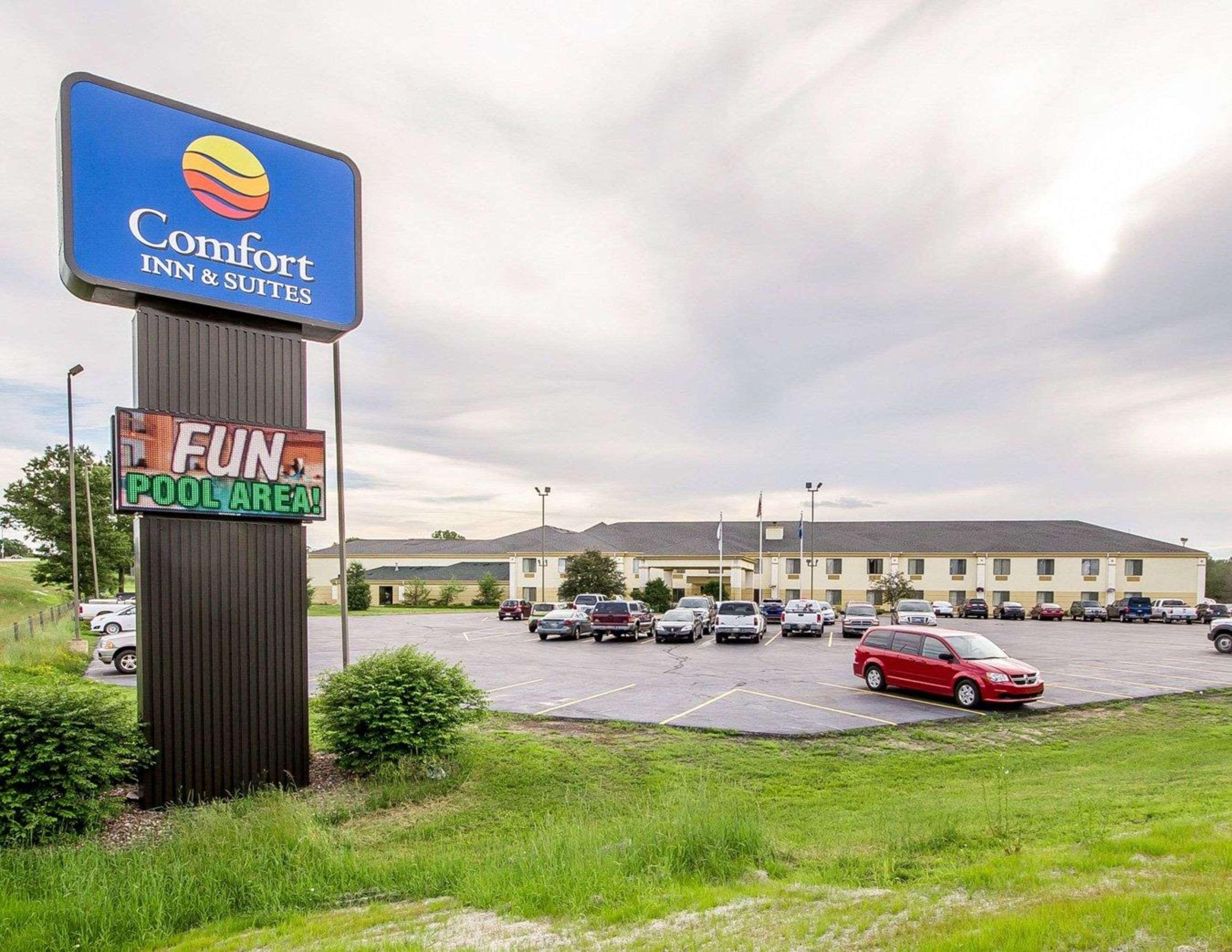 Comfort Inn & Suites Black River Falls I-94 Exterior foto